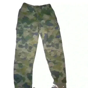 Boys sz lg (14/16) thick Champion camo jogger sweats